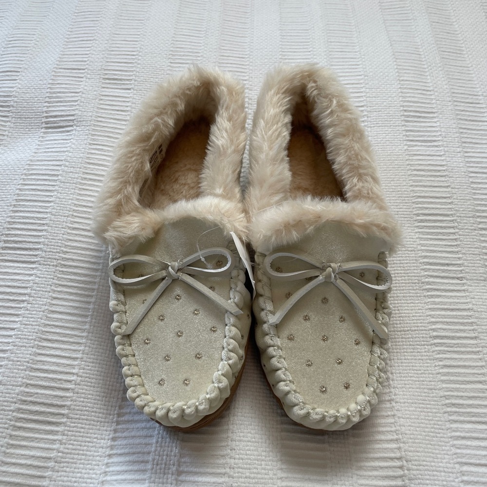 J.crew Women’s Beige Moccasin Slippers Size 8 NWT